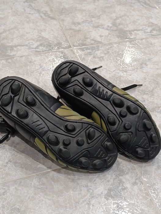 Футболни бутонки Bulldozer