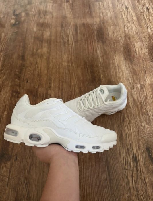 Nike TN Full White