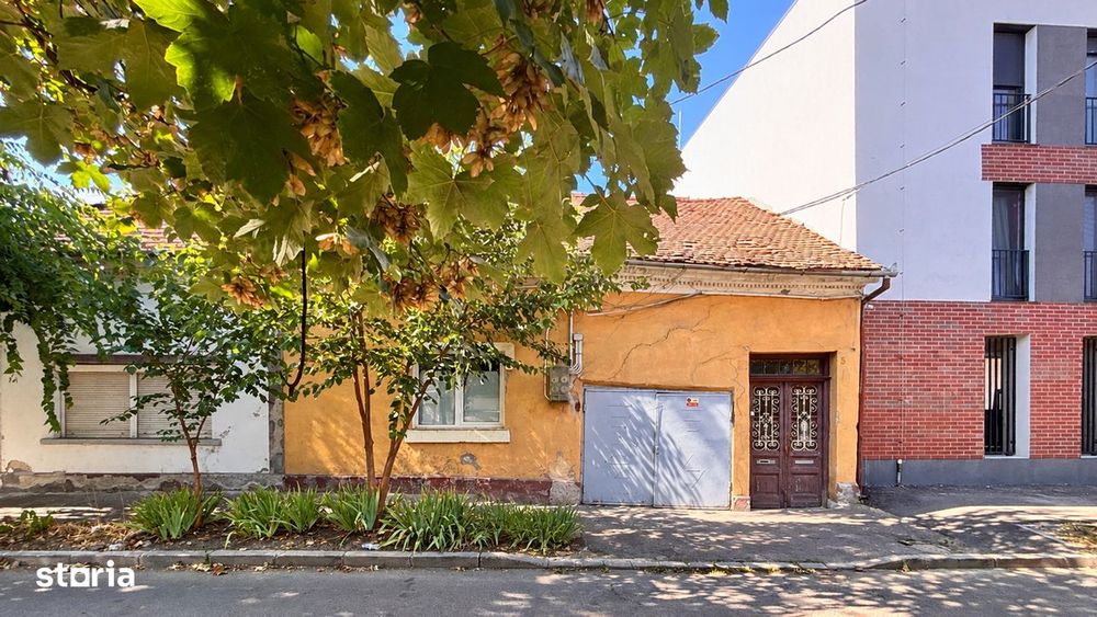 Apartament la casă - ultracentral, Oradea, Str. Crișului, 37 mp utili