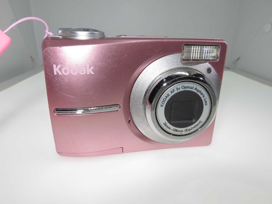 Kodak EasyShare C713 розов компактен фотоапарат, ретро цифрова камера Кодак, 7 мегапиксела и 3х оптичен зум, работи и снима с отлично качество