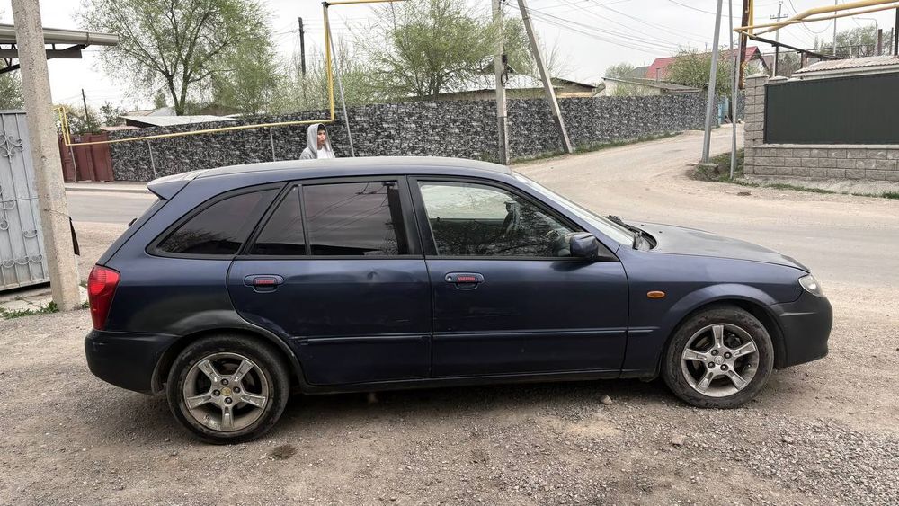 Продам мазда 323