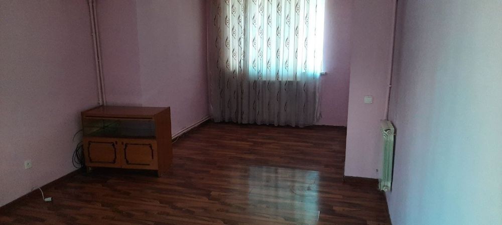 Сдается 2 х комнатная квартира Юнусабаде 4