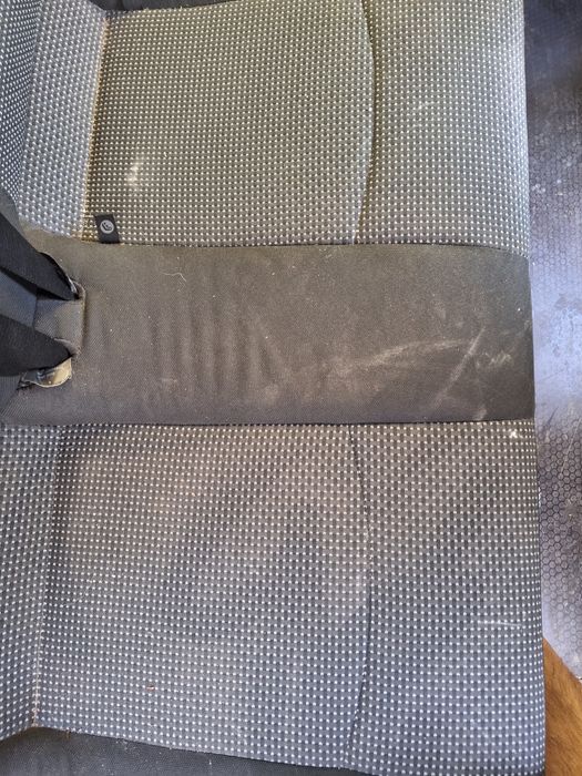 Curatare tapiterie ( auto, canapele, fotolii, saltele, etc.)