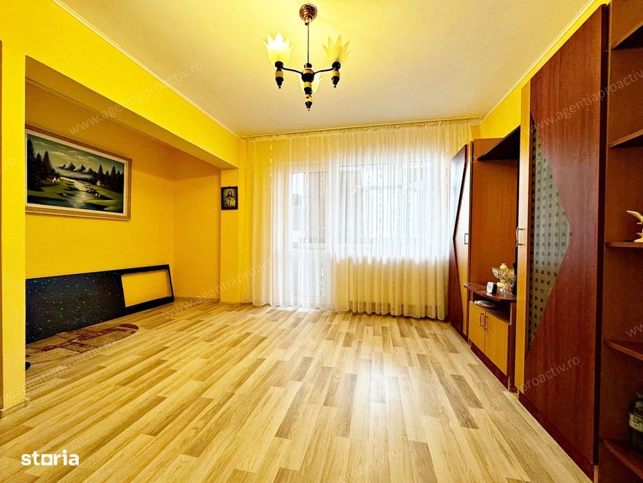 Apartament cu 3 camere decomandat, situat la etajul 7, in Micro 20.