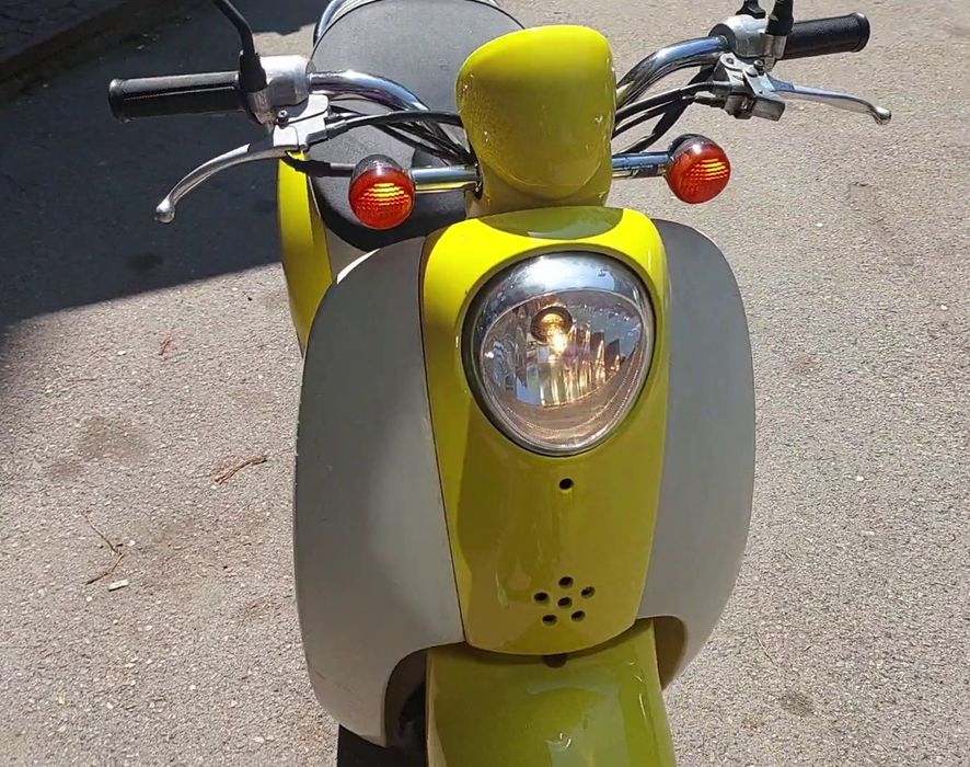 Honda Scoopy мопед
