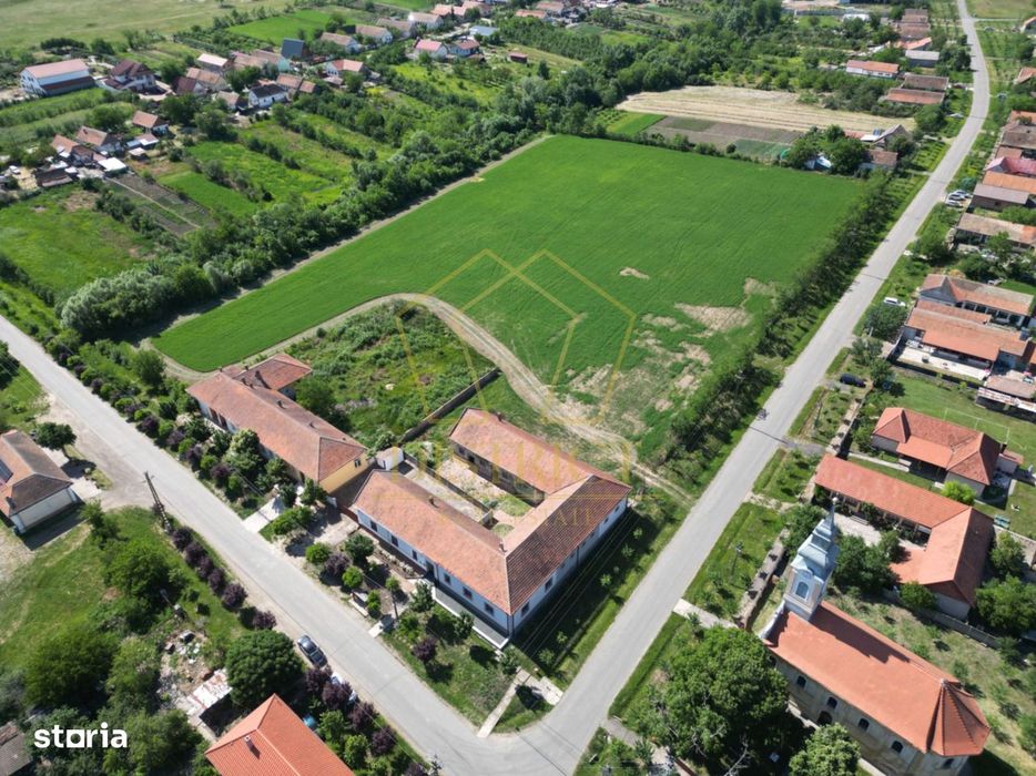 Teren de 1.6ha ideal pentru dezvoltare rezidentiala sau proiect turist