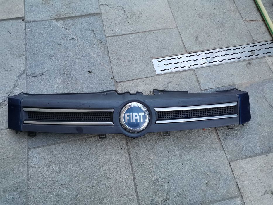 Маска Решетка за Фият Панда 2 /Fiat Panda 2003--2009 оригинална