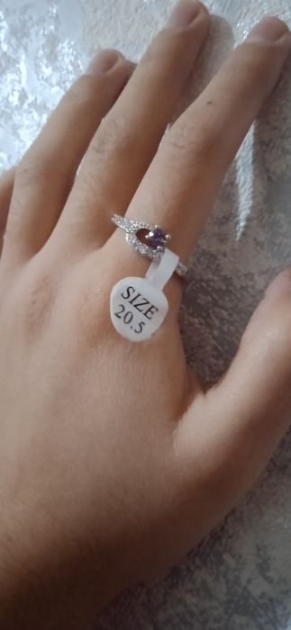 Ziraklar, uzuk, zanjir; серги, кольцо, цепочка