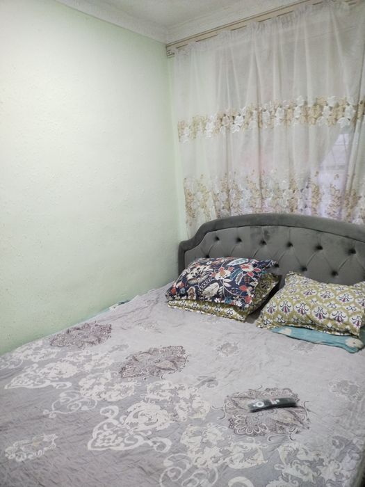 Ховли сотилади 5 хонали