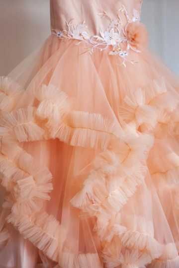 НОВА официална / шаферска/ празнична детска рокля  размер 4-5 г