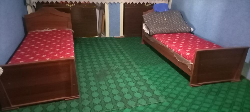 Spalniy Garnitur bor