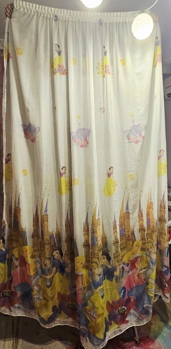 Перде на принцеси