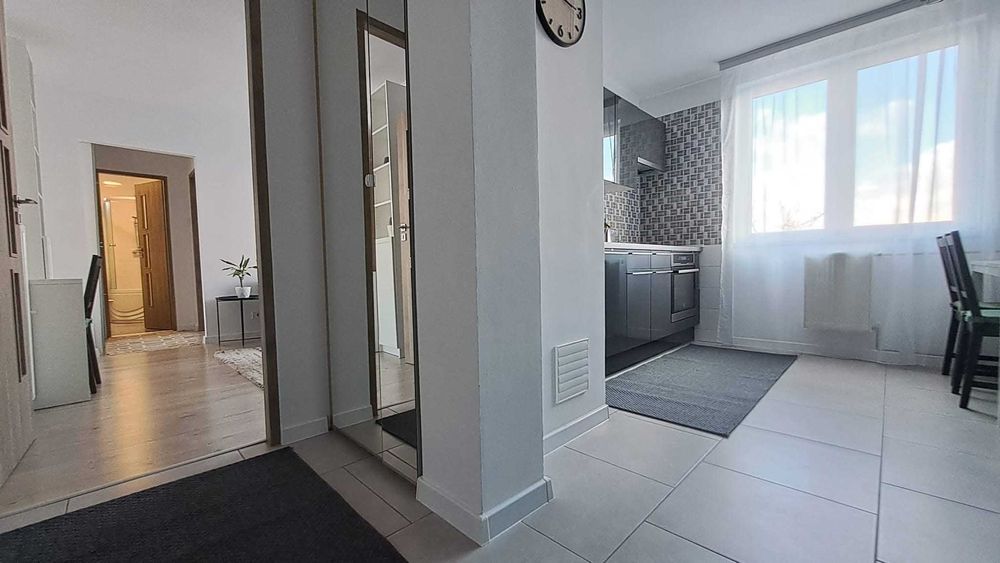 Vand apartament Ready-to-move, 2 camere, Et. 2, langa podul Decebal.