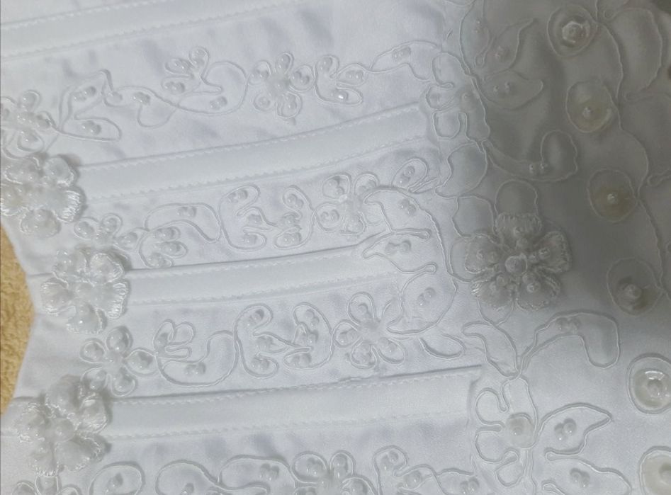 Нарядное платье 2-3 года