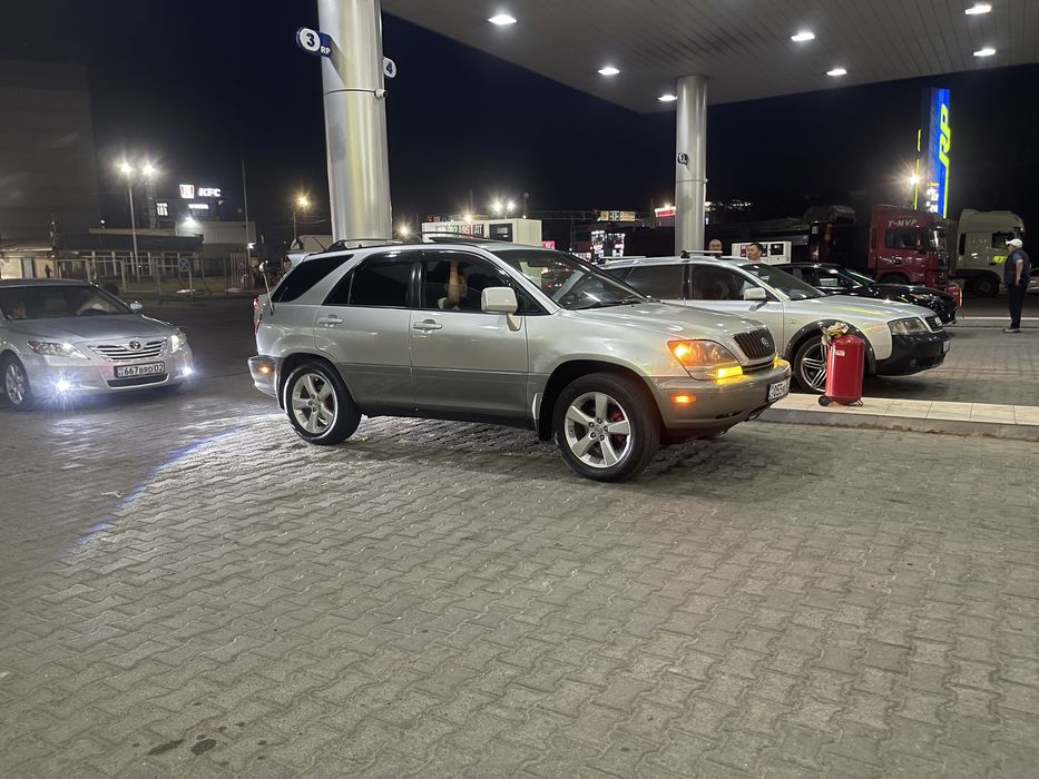 Продам Lexus Rx300