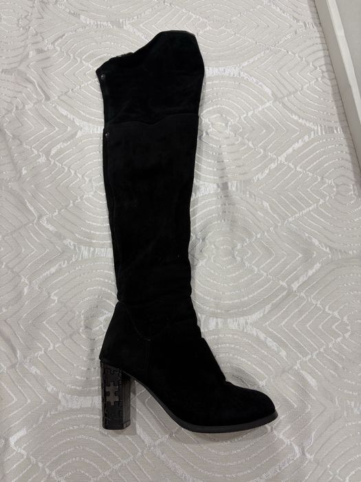 Продам зимние сапоги