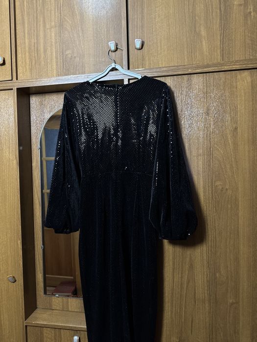 Продам отличное платье