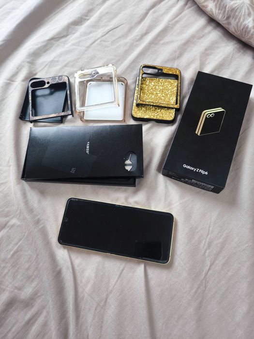 Samsung Z Flip 6 Gold Гаранция