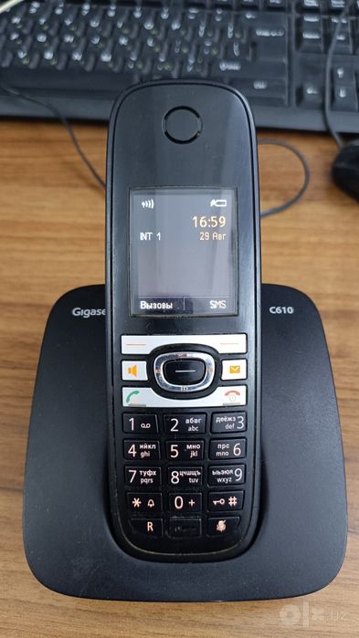 Гарантия на 1 месяц. Продам радиотелефон Gigaset C610