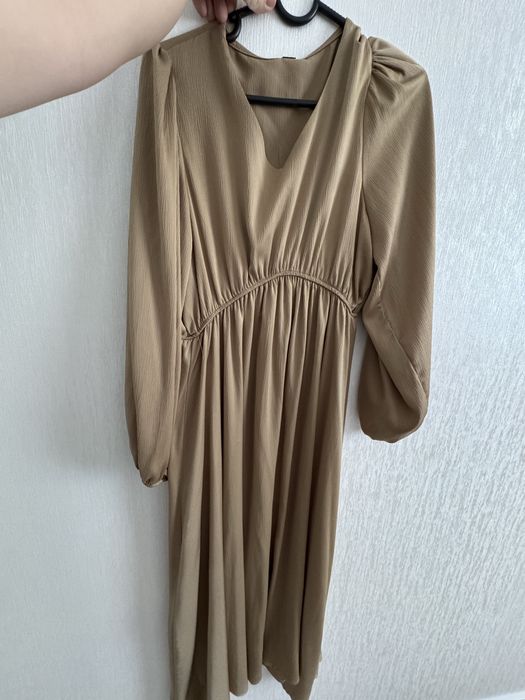 Продам новое платье