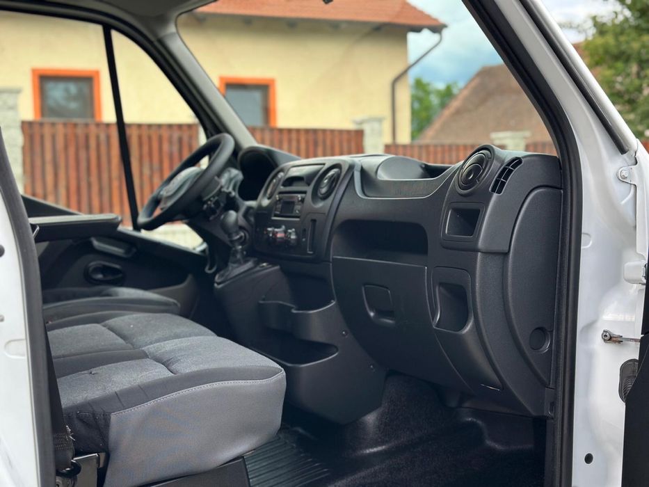 Renault master 2.3 170 cp 2018 cu lift hidraulic / iveco daily sprinter