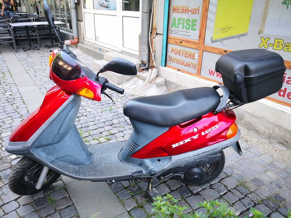 SCUTER 125 cmc Stare buna, Se poate conduce cu Categoria B125