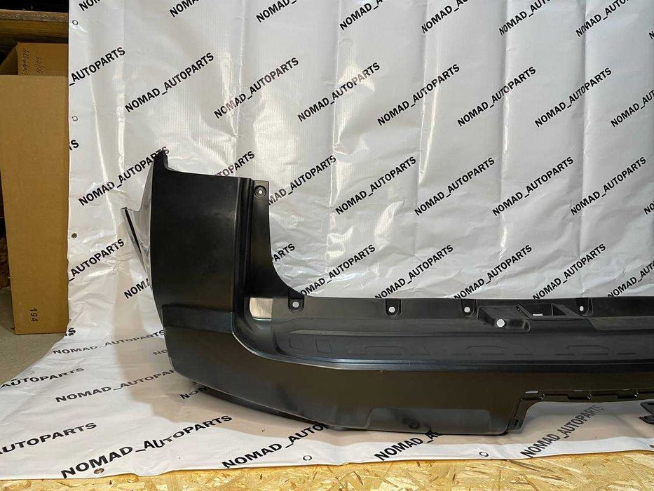 Бампер задний на 4Runner 14-22 год