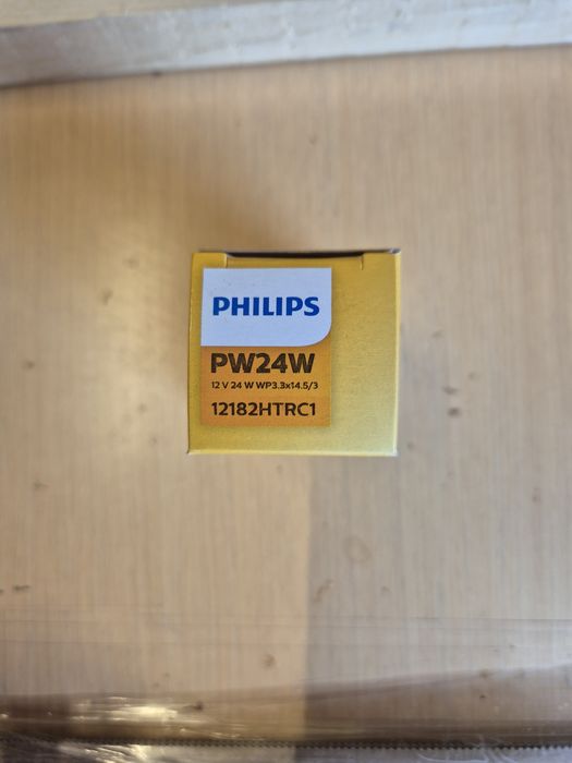 De vânzare Bec auto semnalizare Philips original, folosit