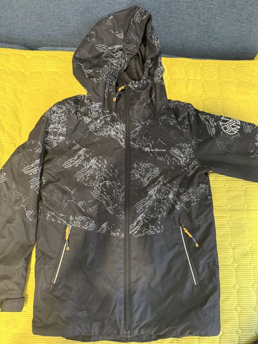 Продам 2 ветровки outventure