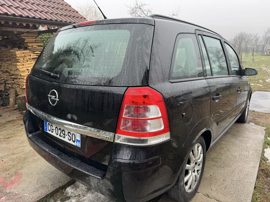 Bara /Capota Opel Zafira b Fab 2007
