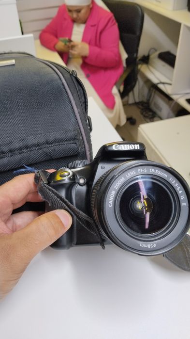 Продам профессиональный фотоапарат