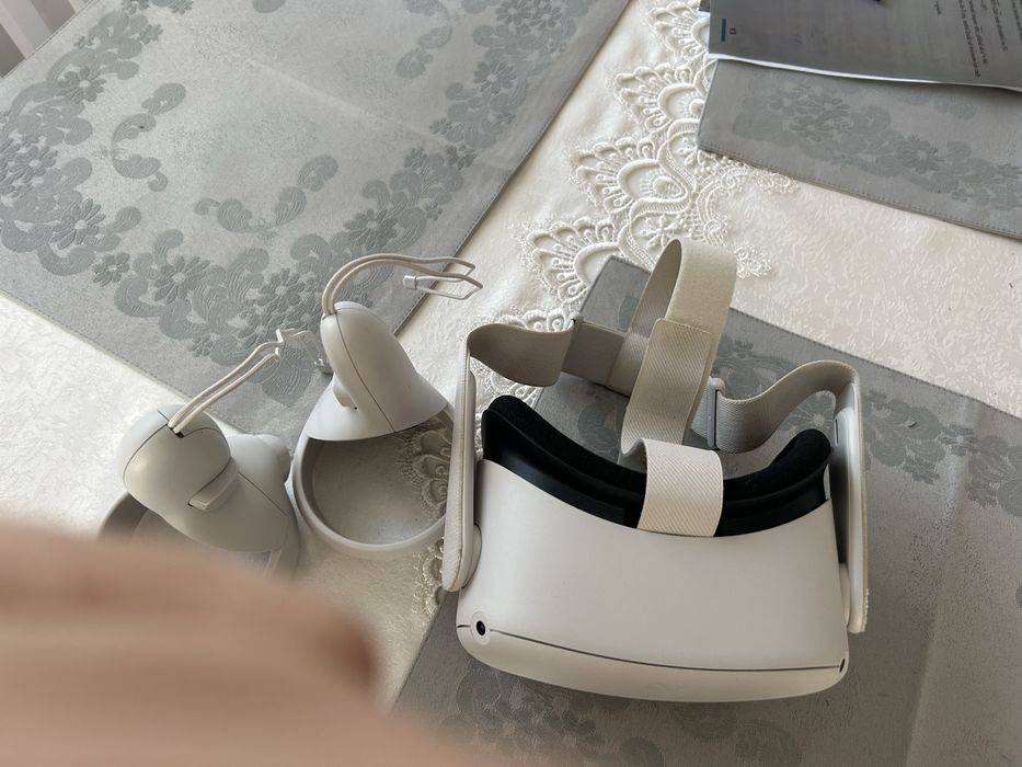 Set ochelari VR Meta Quest 3  folosit de maxim 5 ori