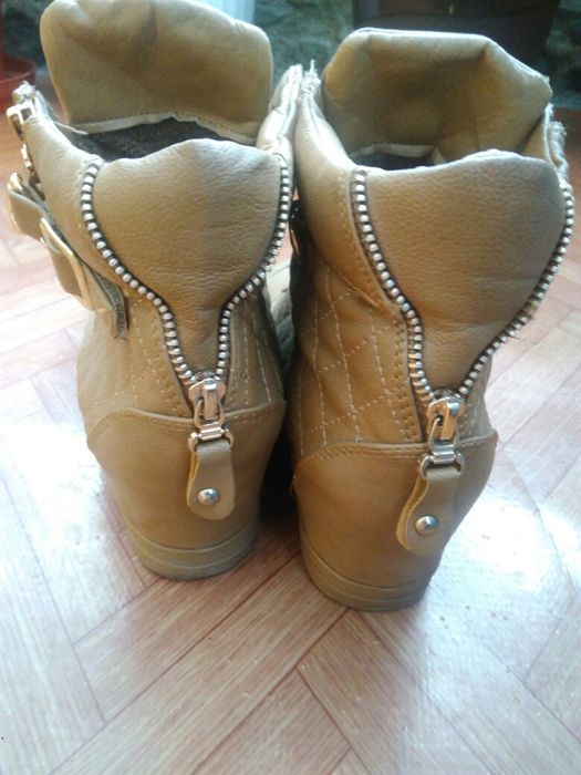 Дамски боти Нови