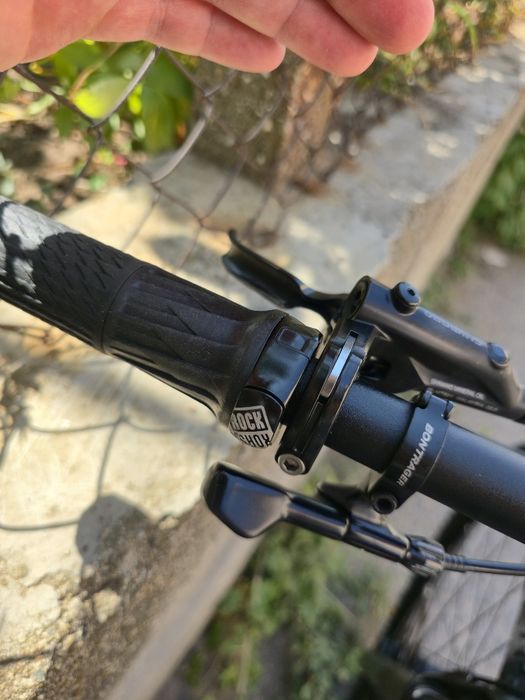 Trek Top fuel 9.7 Карбонов 29цола М/L  Twin Lock suspension Fox/ Rockshox 1x12 Sram NX Проходни оси