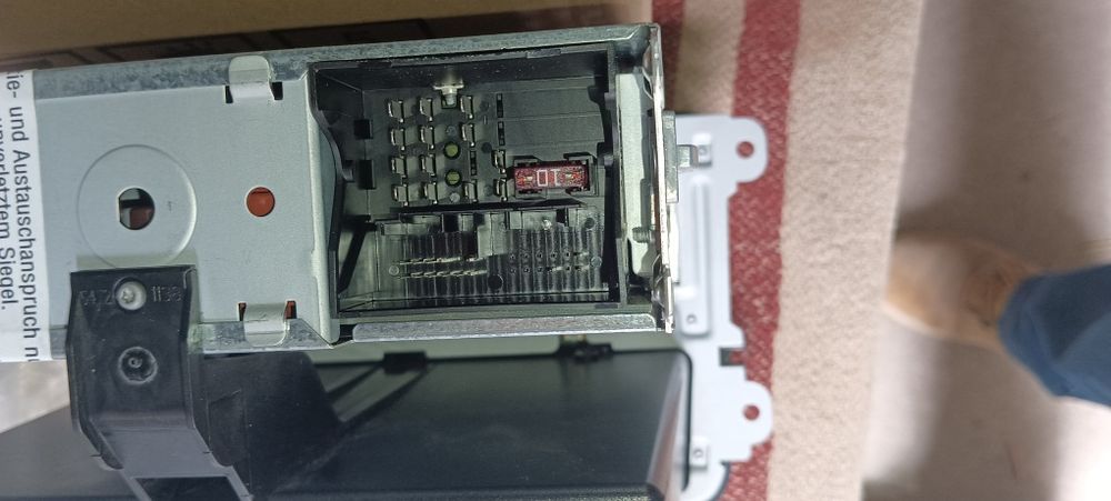 Продавам Автомедия от VW