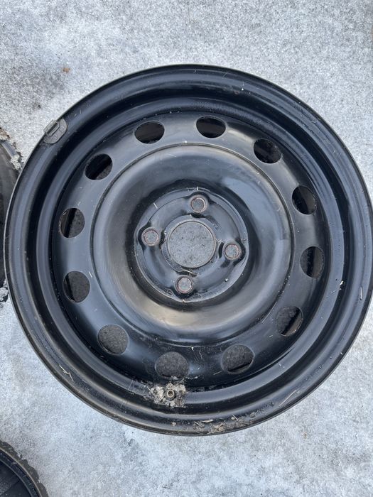 стальных дисков в хорошем состоян 2 шт