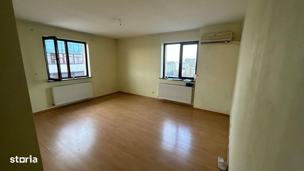 Apartament 3 camere S4 str Savinesti