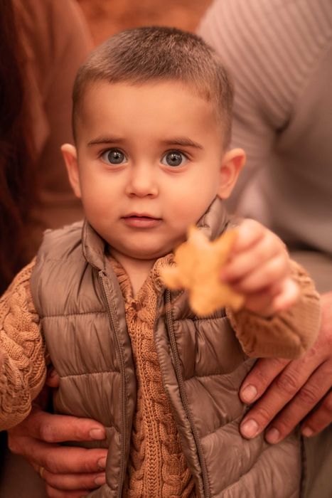 Фотограф - Варна /кръщене, бал, бременна, сватба, за двойки, семейни/