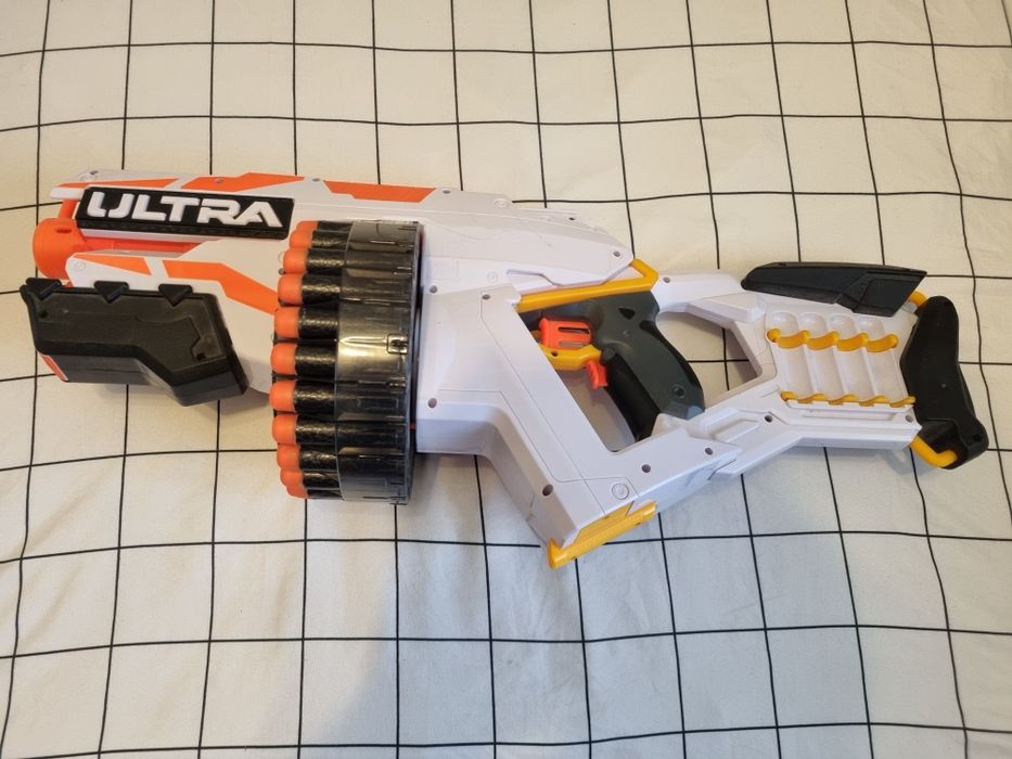 Armă Nerf pentru copii