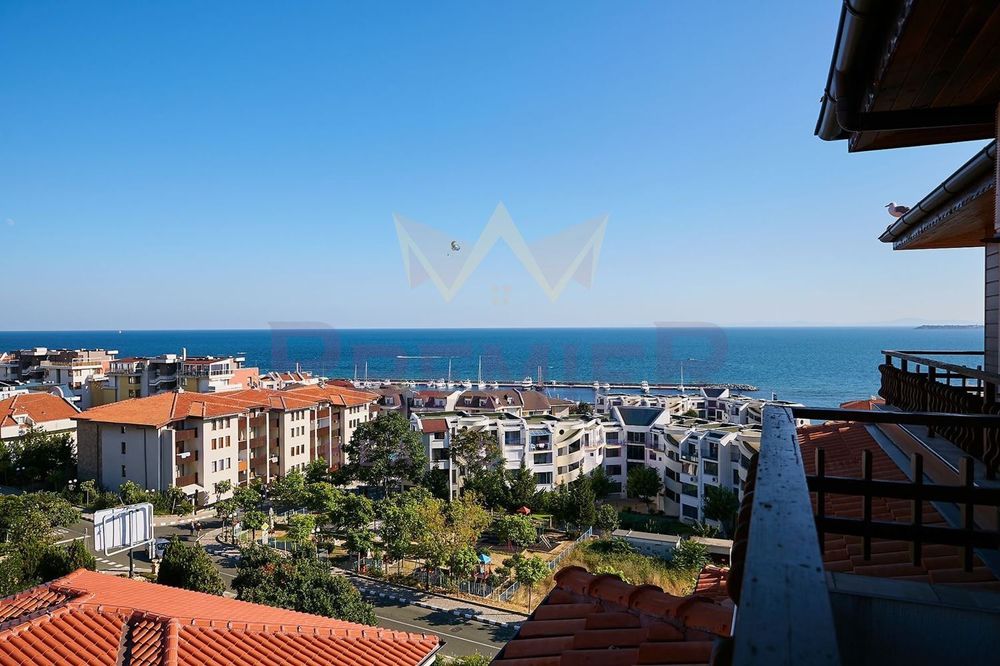 Продава се Тристаен апартамент в Свети Влас - 112 кв.м за 1812 €/кв.м - Снимка #2