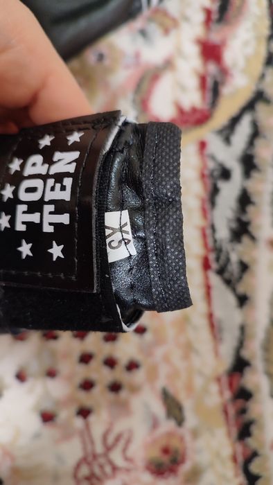 Перчатки для карате,теквандо