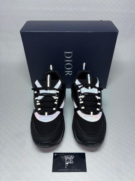 Christian Dior B22