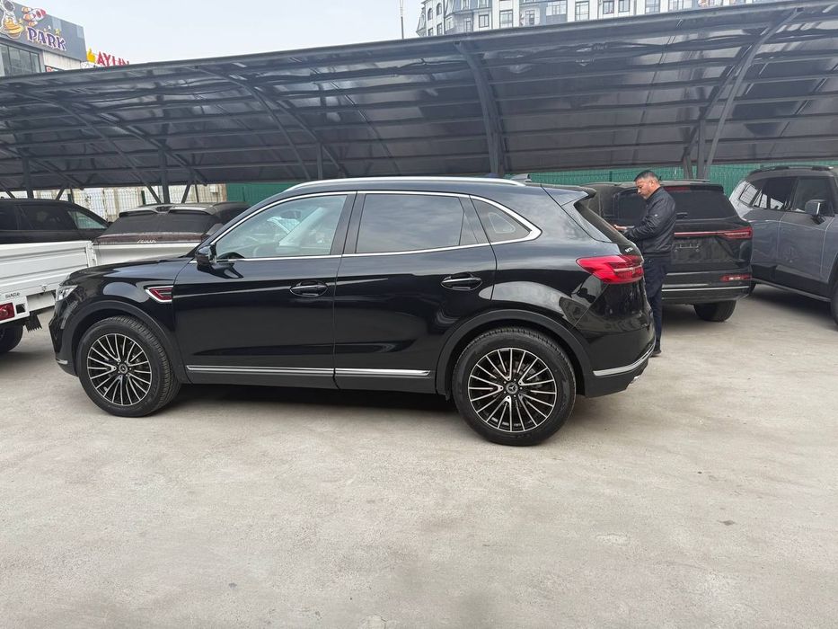 Hongi hs5 2023  holati yaxshi