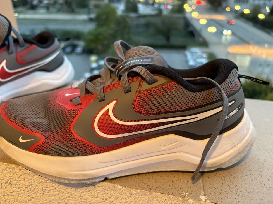 Лека маратонки за спорт 38 номер nike