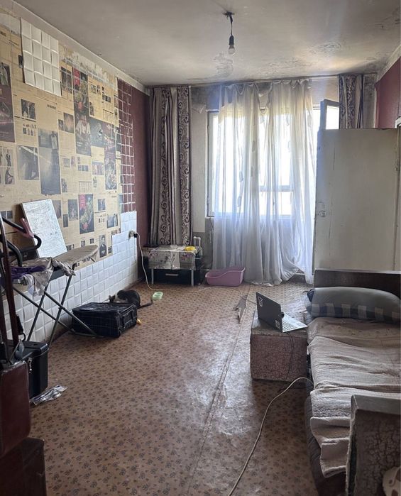 3 комнатная Буюк Ипак Йули Художников без ремонта