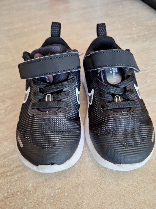 Маратонки Найк 22