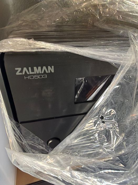 Zalman HD503 + SSD Kingston 256GB + Gigabyte GPU + 8GB RAM (fără sursă)
