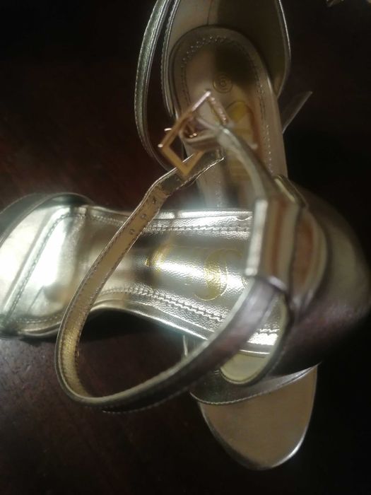 Нови дамски сандали