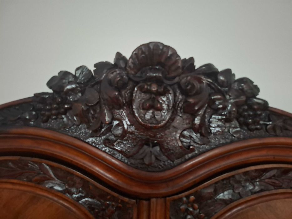 Dulap antic deosebit