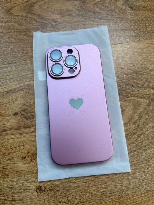 Твърд кeйс за iPhone 16 Pro